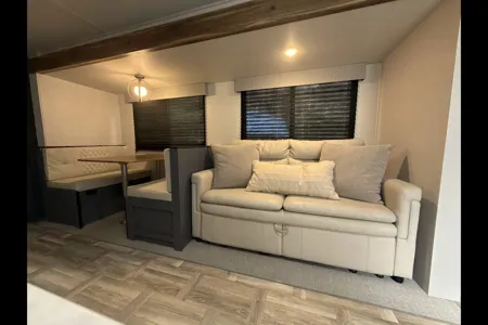 “Roomy Ryder” 2025 - Sleeps 10+ Delivered and Setup! 2 Slides! Huge Bunkroom!