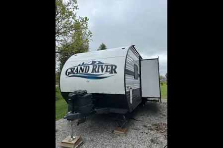 Grand River 29BHS Travel Trailer