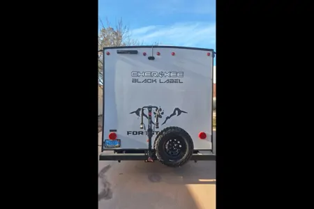 Blacky 2025 Cherokee Black Label with Solar