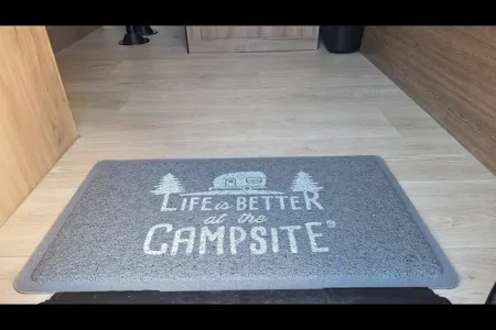 Blacky 2025 Cherokee Black Label with Solar