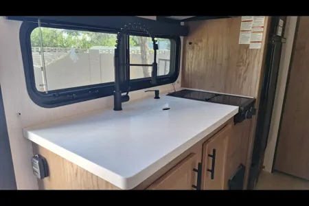 Blacky 2025 Cherokee Black Label with Solar