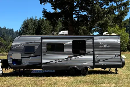 Jacob's Jayco 267BHS Rocky Mountain edition Travel Trailer