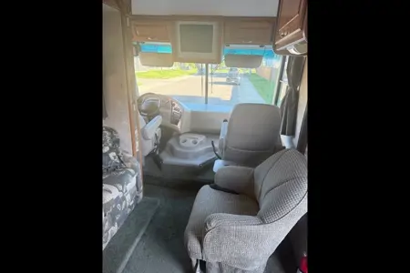 Harmandeep's Coachmen Mirada Trim Level 340 Class A Class A