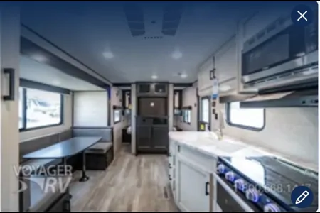 Ian's Jayco SLX Travel Trailer