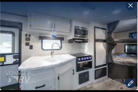 Ian's Jayco SLX Travel Trailer