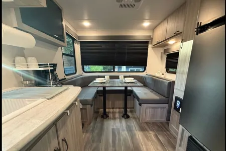 Brand new lightweight Glamping unit for 2 adults (+2kids)