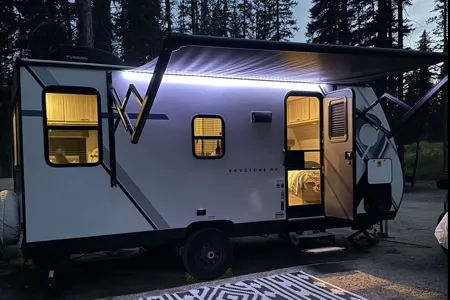 Brand new lightweight Glamping unit for 2 adults (+2kids)