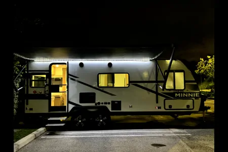 2024 Winnebago Micro Minnie Travel Trailer