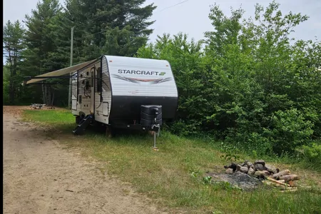 The Getaway with Curtis's Starcraft Autumridge Travel Trailer