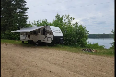 The Getaway with Curtis's Starcraft Autumridge Travel Trailer
