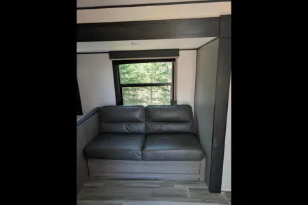 The Getaway with Curtis's Starcraft Autumridge Travel Trailer
