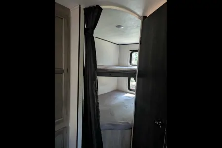 The Getaway with Curtis's Starcraft Autumridge Travel Trailer