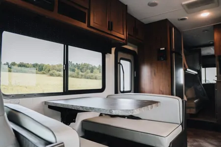 Mamma Dukes 2021 32ft Forester Motorhome