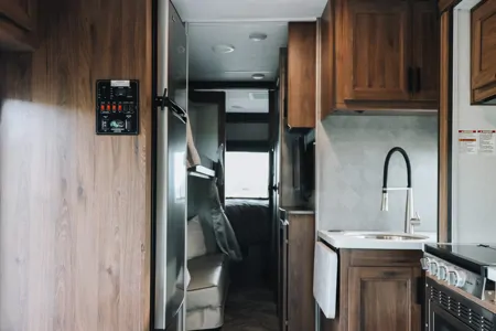 Mamma Dukes 2021 32ft Forester Motorhome