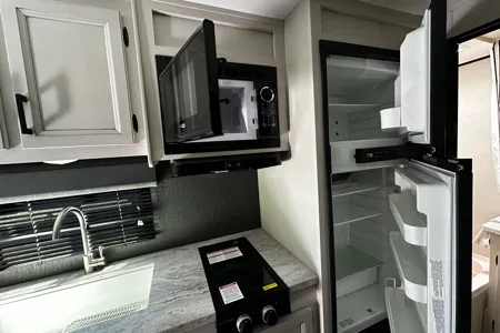 Avelino's Traveland rv Open range Travel Trailer
