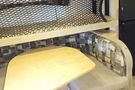 Adventurer 910db Truck Camper DELIVERY ONLY