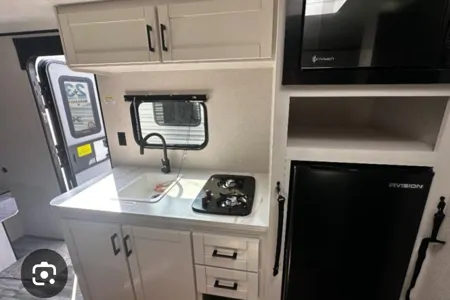 Tab's Jayco SLX 170BH Travel Trailer