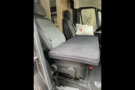 Vincent VanGo ~ Roadtrek Play + Slumber Class B