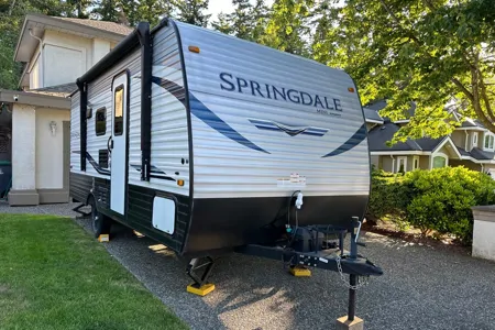 Keystone Springdale 1800BH Travel Trailer