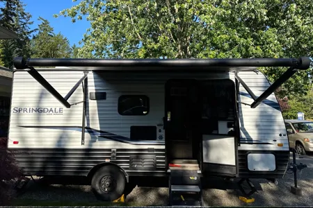 Keystone Springdale 1800BH Travel Trailer