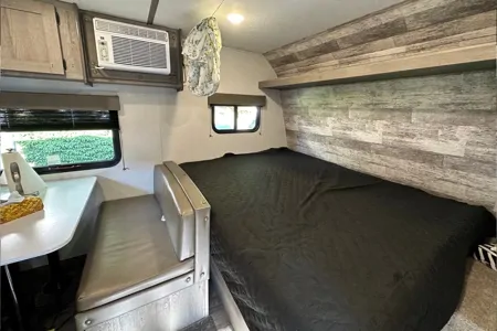 Keystone Springdale 1800BH Travel Trailer