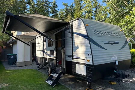 Keystone Springdale 1800BH Travel Trailer