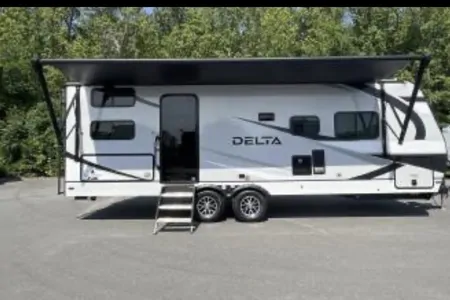 Classy Alliance RV Delta 251BH Travel Trailer LOADED