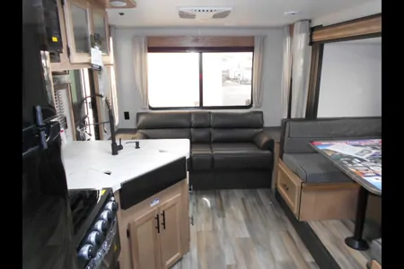 SDRV Rentals Forest River 27BHC Travel Trailer