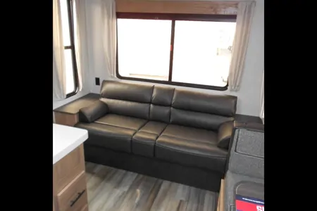 SDRV Rentals Forest River 27BHC Travel Trailer