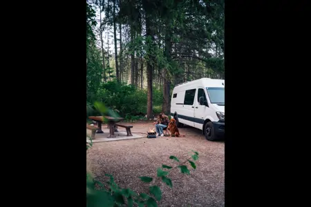 Luxury and Fully Loaded Off Grid Sprinter Van