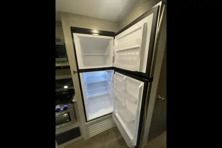 Catalina Coachman Travel Trailer