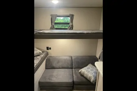 Catalina Coachman Travel Trailer
