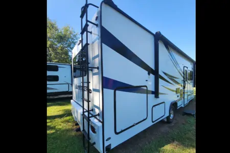 Forest River Sunseeker LESC1908