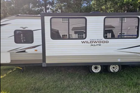Garret's Forest River Wildwood X-Lite Travel Trailer