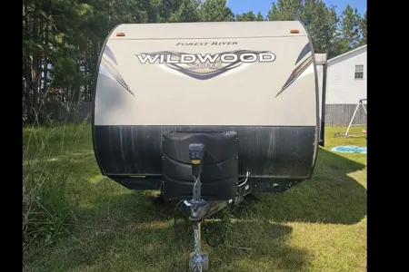 Garret's Forest River Wildwood X-Lite Travel Trailer