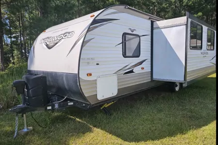 Garret's Forest River Wildwood X-Lite Travel Trailer