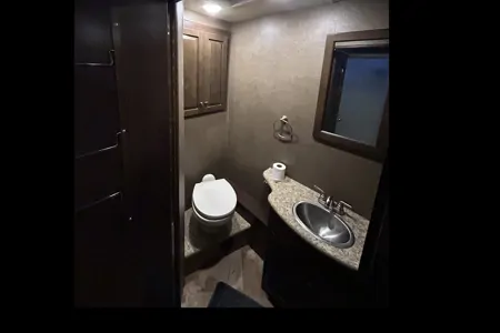 Mike’s Thor Windsport Class A Motor coach