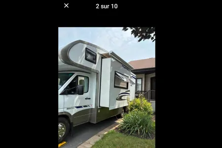 Larry's Gulf Stream Vista cruiser Class B