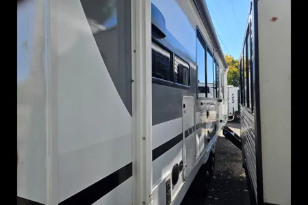 CalvinAngela's Salem View Travel Trailer