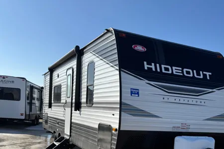 Reynold's Keystone Hideout 262BH Travel Trailer