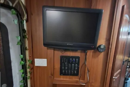 Jayes Flagstaff Shamrock Travel Trailer