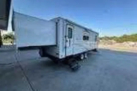 Jayes Flagstaff Shamrock Travel Trailer