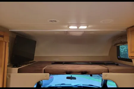 Cody's Thor Motor Coach 31E Class C Bunkhouse