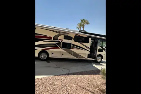 Birgit's Thor Motor Coach Hurricane Class A