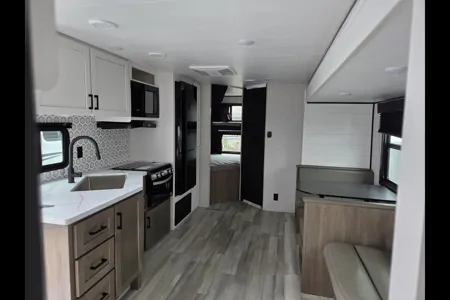 *BRAND NEW**Open Range Conventional 26BHS Travel Trailer*bunk beds*