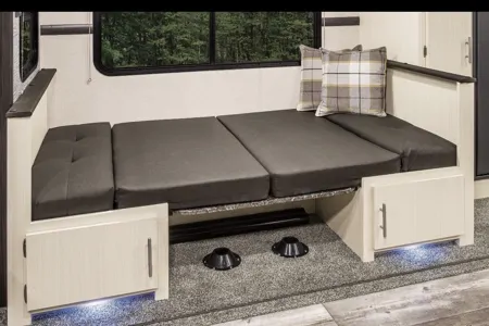 Maude's Venture RV Stratus Travel Trailer