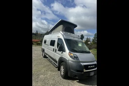 Ray's Winnebago 2022 Winnebago Solis – Sleeps 4 | Easy-to-Drive Camper Class B