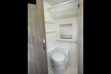 Ray's Winnebago 2022 Winnebago Solis – Sleeps 4 | Easy-to-Drive Camper Class B