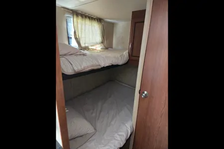 Happy Glamper Camper