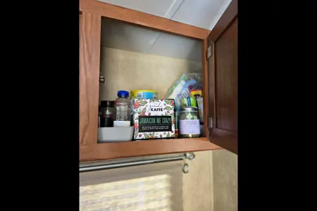 Happy Glamper Camper